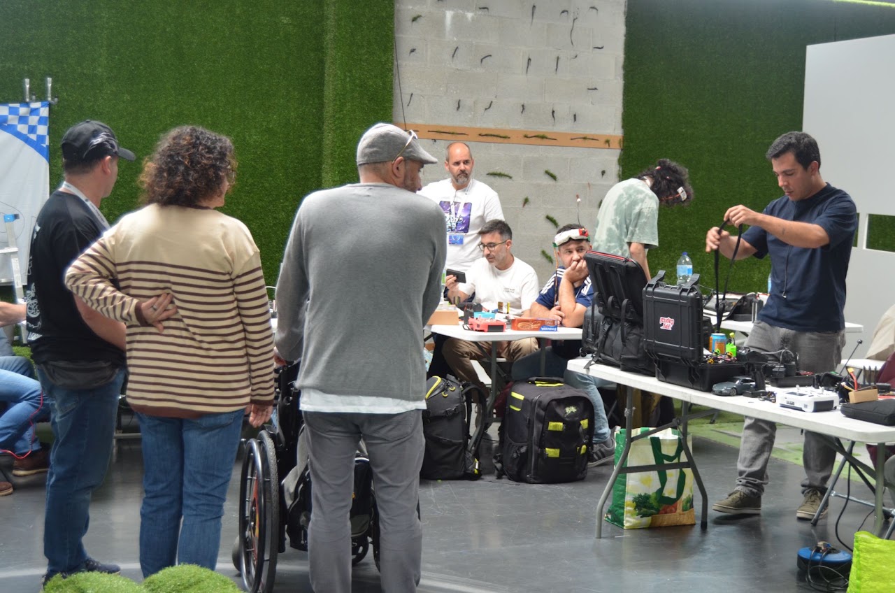 Talleres de drones Galicia Whoop League